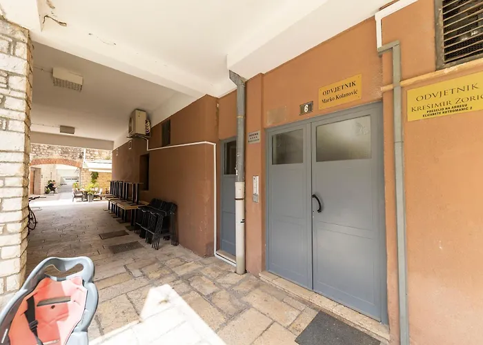 Apartman Sidra *